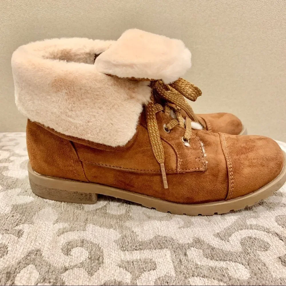 Falls Creek‎ Suede Faux Fur Boots